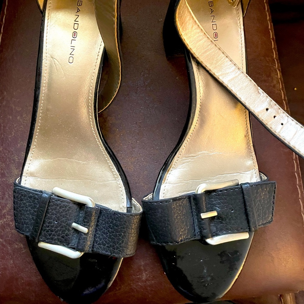 Black wedge heels